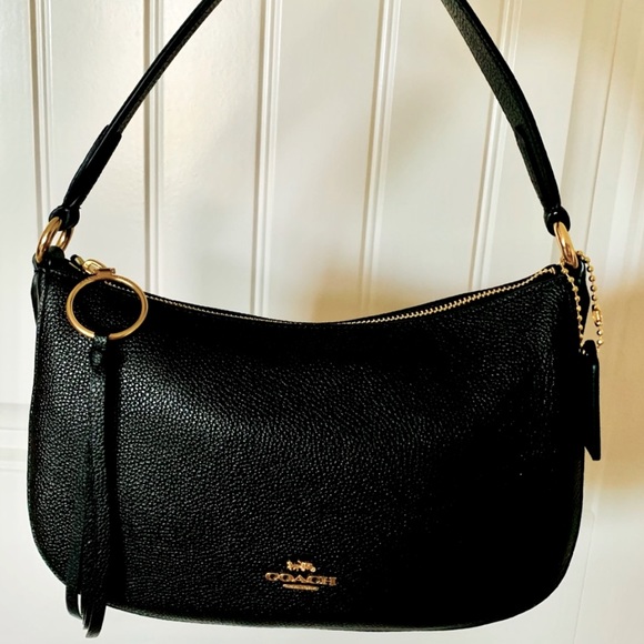 Coach Handbags - Coach Sutton Crossbody